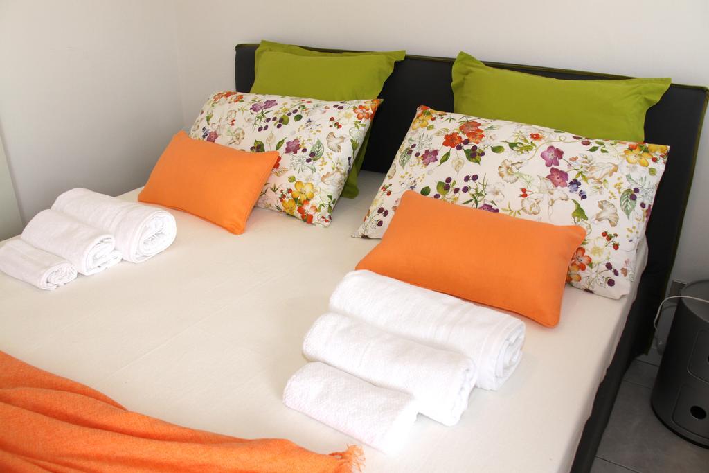 Terrazze Fiorite Apartment Бергамо Стая снимка